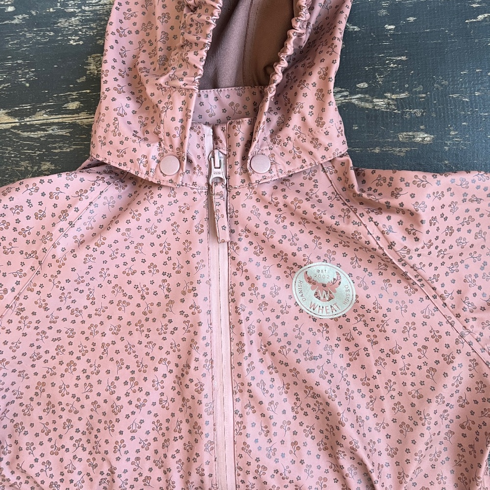 WHEAT girls rain set